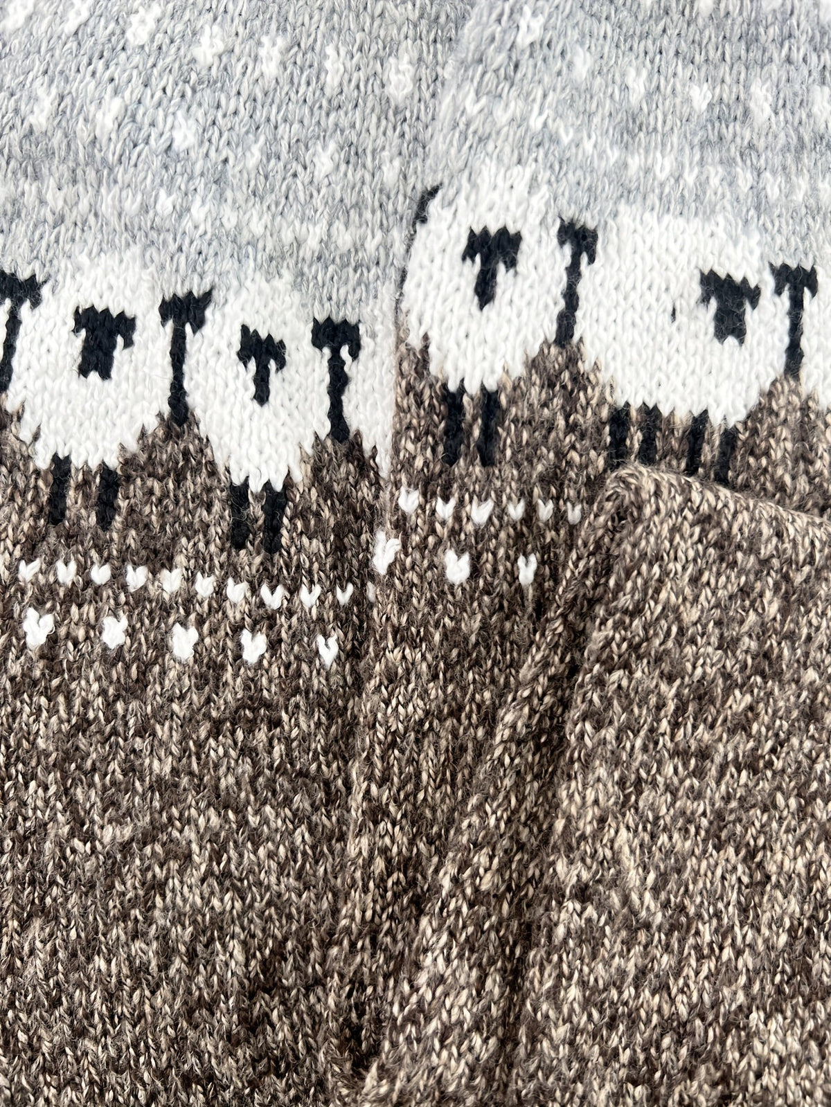Clara™ – Cozy Elegant Sweater