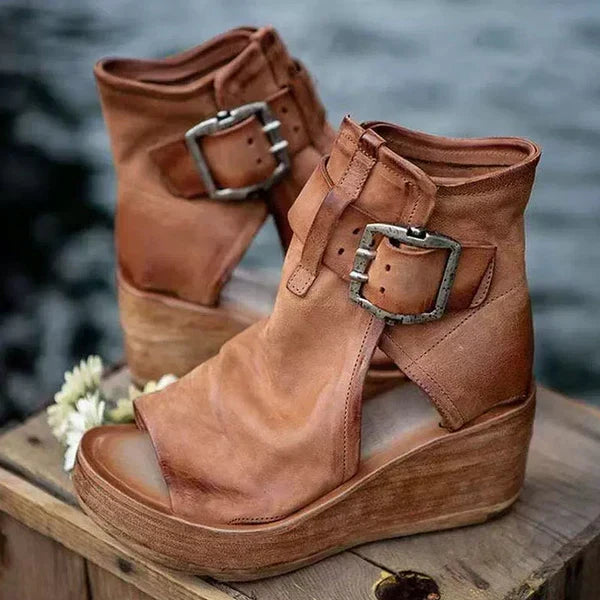 Ariana™ - Bold Buckle Wedge Sandals