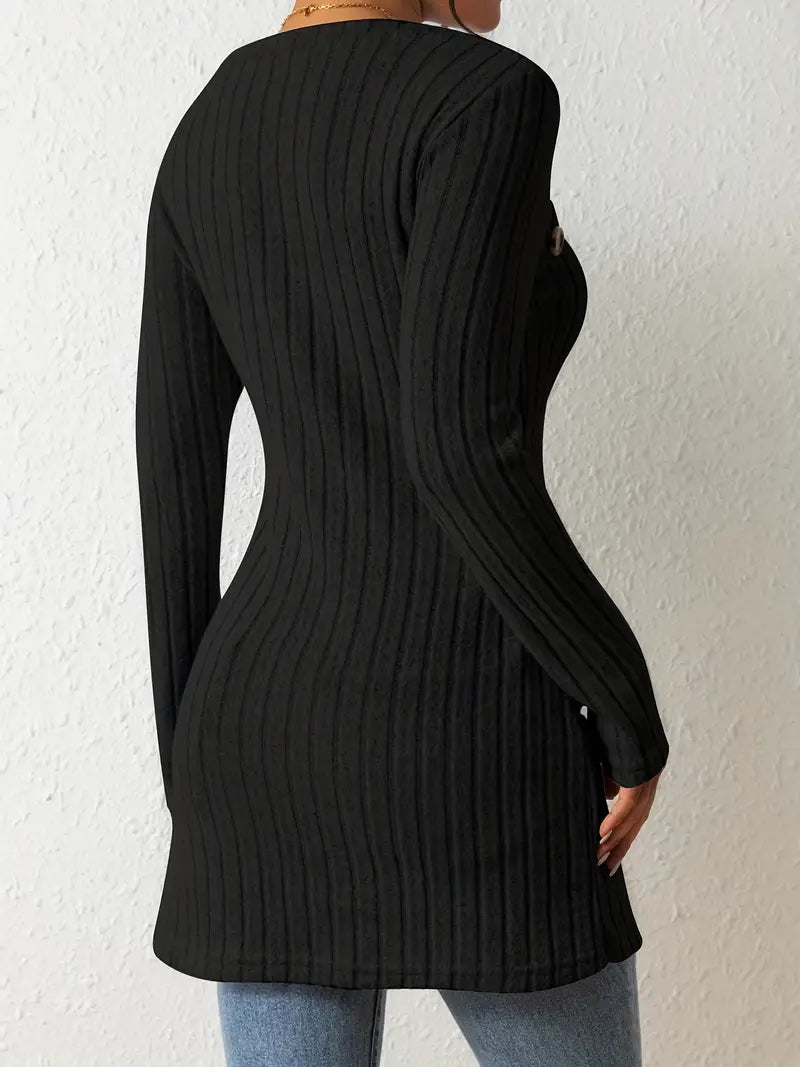 Ava - Asymmetrical Buttoned Ribbed Top