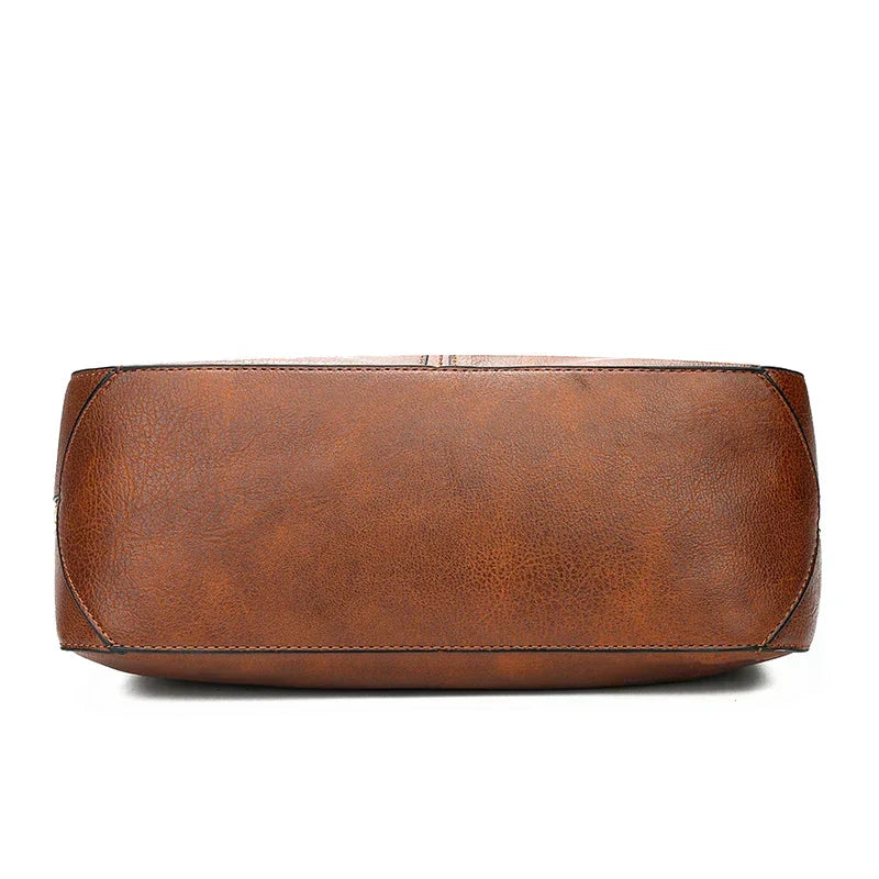 Gudborg | Elegant and Spacious Everyday Bag in Classic Black