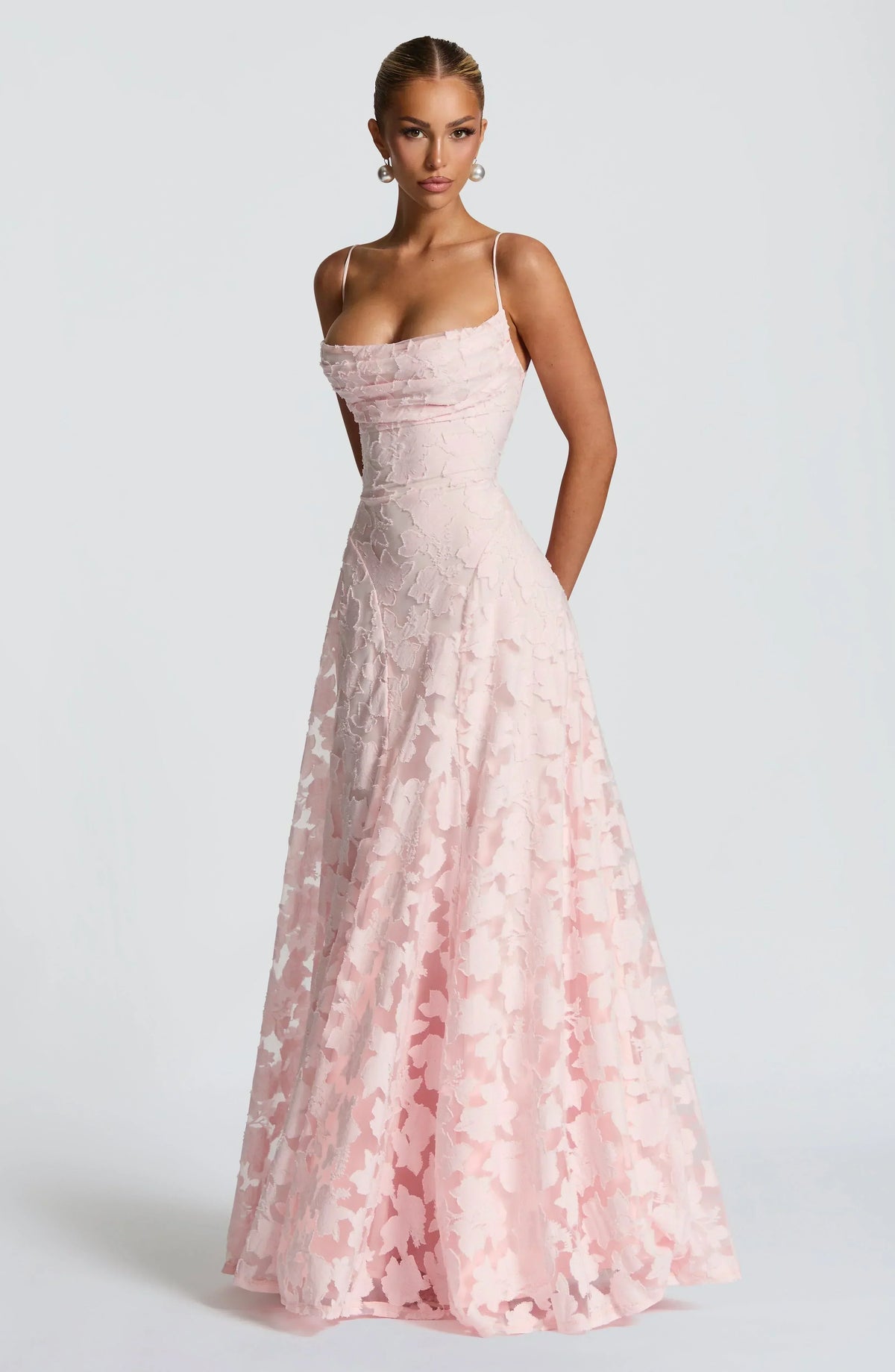 Daphne - Elegant Maxi Dress