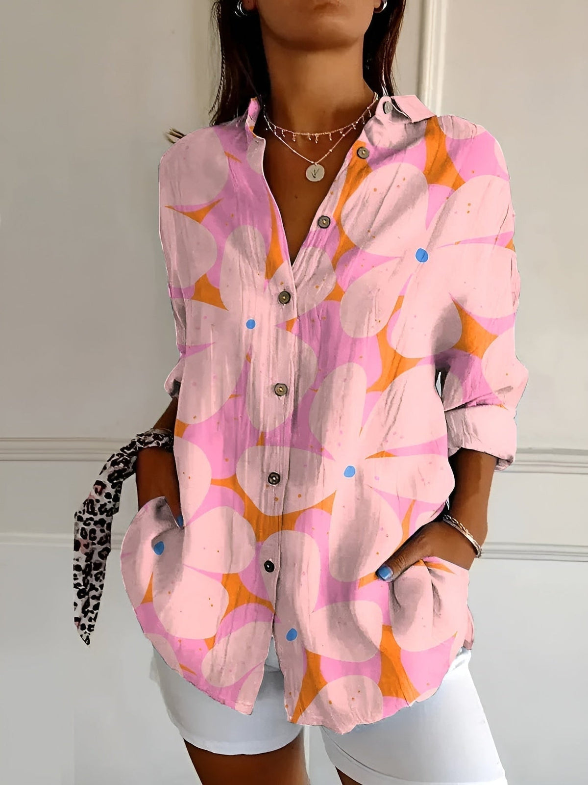 Brenda - Casual Blouse With Flowers And Waves